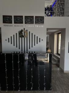 Aparan Hotel的休息区