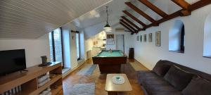 TV i/ili multimedijalni sistem u objektu Apartment Ivan