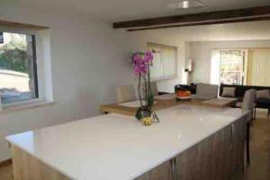 Gîte Le Maine Libre* SPA* Calme et authenticité的休息区