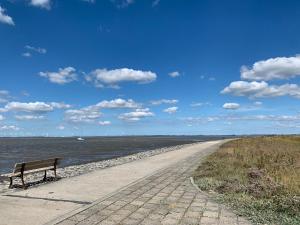 ชายหาดของบ้านพักตากอากาศหรือชายหาดที่อยู่ใกล้ ๆ