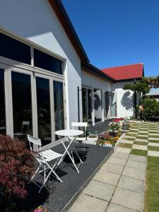Сад в Kelvin Garden Villa
