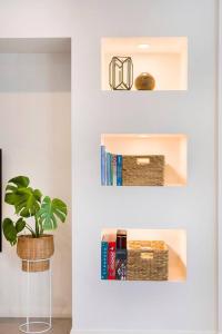 The library in the holiday home
