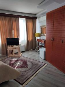 Hotel Blue Eye - Image 4