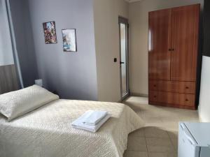 Hotel Blue Eye - Image 7