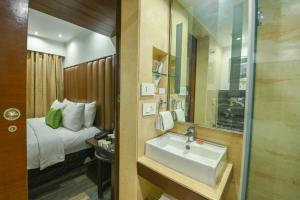 Koupelna v ubytování Flute Boutique by Hotel 91