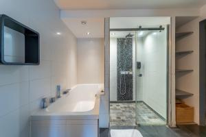 Ένα μπάνιο στο VILLA HESTIA - Piscine Privée +14 φωτογραφίες