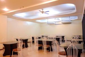 Restaurace v ubytování Metro Park Hotel Mandaue