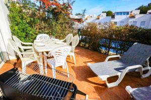 A balcony or terrace at LITORAL COSTA DORADA - LAS CUMBRES Only families