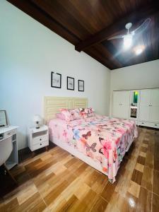 Postel nebo postele na pokoji v ubytování Casa com Piscina