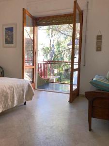 Ένα ή περισσότερα κρεβάτια σε δωμάτιο στο BLUE SEAS