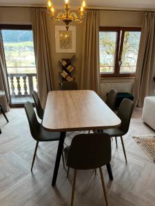 Posezení v ubytování Ferienapartment Residenz "Weisses Rössl am See"