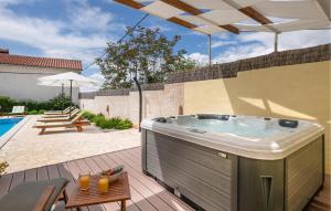 Πισίνα στο ή κοντά στο Gorgeous Home In Krnica