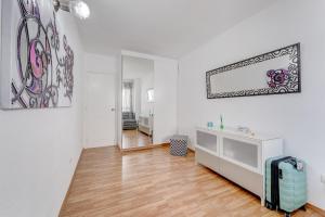Fotografie z fotogalerie ubytování 1st line sea view 3 rooms apartment in Tenerife 92m2 v destinaci Bajamar