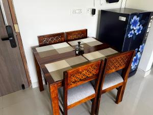 Kuchyň nebo kuchyňský kout v ubytování Beautiful 1 BHK in Dehradun