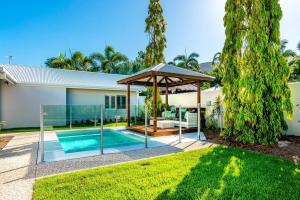 Bazén v ubytování The Last Resort Villa 2 nebo v jeho okolí