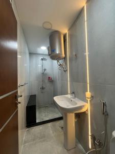 Fotografie z fotogalerie ubytování luxury 2 bedroom apartment in Rehab city v Káhiře + 6 fotografií