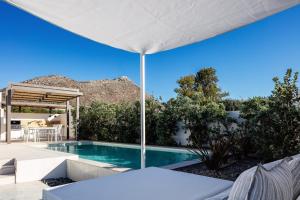 Bazén v ubytování Villa Venetiko nebo v jeho okolí + 38 fotografií