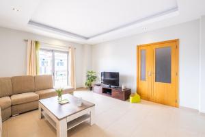 TV a/nebo společenská místnost v ubytování Villa Aica - BY BEDZY