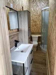 Koupelna v ubytování La cabane des jours heureux