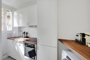 Bright Studio for 2 near Avenue Foch