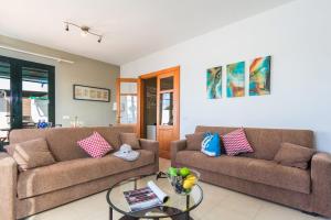 Posezení v ubytování Villa Manrique by Villa Plus