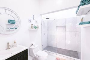 Ванна кімната в Atlantis Luxury Villages - Neptun