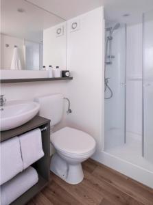 Wecamp San Sebastián的一间浴室