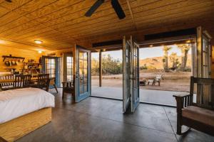 A balcony or terrace at Joshua Tree Hidden Tower * Views - Landmark