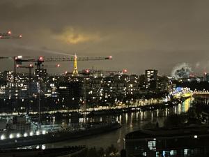 Ein allgemeiner Blick auf Meudon oder ein Stadtblick von der Ferienwohnung aus