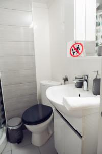 Kúpeľňa v ubytovaní Axd DownTown Spacious Lux Apartment