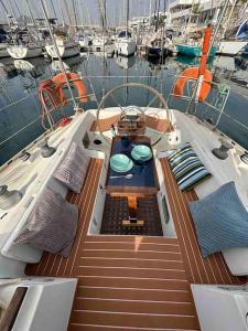 a deck of a boat in the water at PataPalo in Arrecife