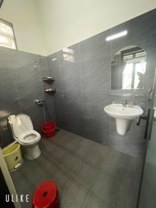Koupelna v ubytování Homestay Chân Quê