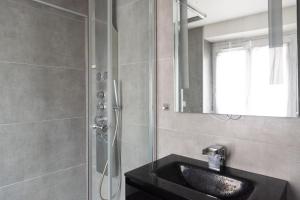 Cosy 49 m near Canal St Martin