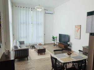 TV/Unterhaltungsangebot in der Unterkunft 【森林城市高尔夫】度假式双层别墅民宿