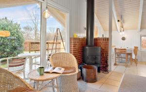 Patio nebo venkovní prostory v ubytování 2 Bedroom Cozy Home In Juelsminde