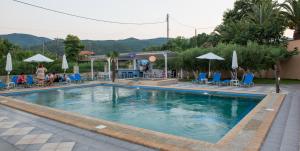 Bazén v ubytování Hotel Stefani nebo v jeho okolí