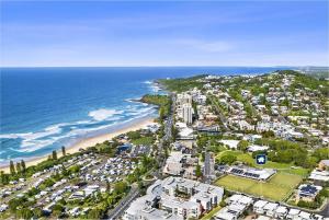 - Vistas aéreas a la ciudad y a la playa en Aloha Allura, en Coolum Beach