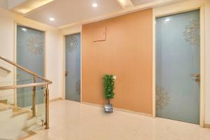 Снимка в галерията на OYO Flagship Ekasila Suites в Хидерабад