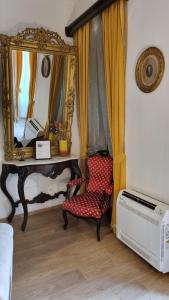 Tempat tidur dalam kamar di Main Square View