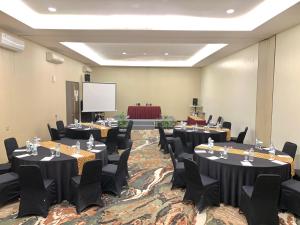 Konferenční prostory v ubytování Grand Kangen Hotel Urip Sumoharjo