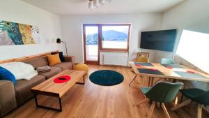 Televízia a/alebo spoločenská miestnosť v ubytovaní MY APARTMENT krinzwald