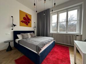 Postel nebo postele na pokoji v ubytování Botanique Rooms with Sauna by Homester
