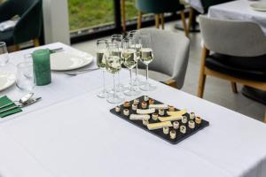 LMS - La Maison Suisse - Döttingen的酒水