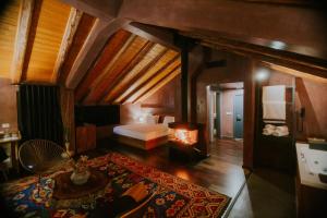 Postel nebo postele na pokoji v ubytování Dim's Hotel & Restaurant
