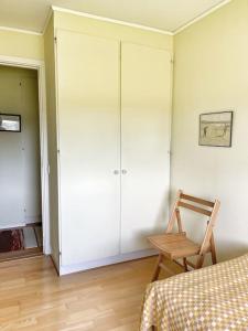 Letto o letti in una camera di Country house with sea view near Hovs Hallar