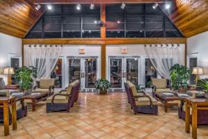 Posezení v ubytování Hilton Vacation Club Polynesian Isles Kissimmee