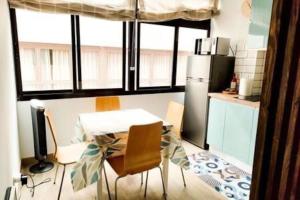 Kuchyň nebo kuchyňský kout v ubytování Casita Canaria Blanca Amazing Loft by the Beach