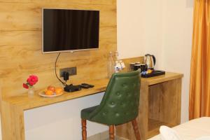 Televisor o centre d'entreteniment de Clarks Collection Somnath