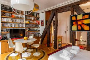 Lombards - Cozy apartment in the heart of Place du Chatelet.