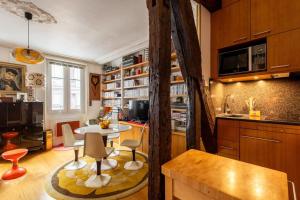 Lombards - Cozy apartment in the heart of Place du Chatelet.